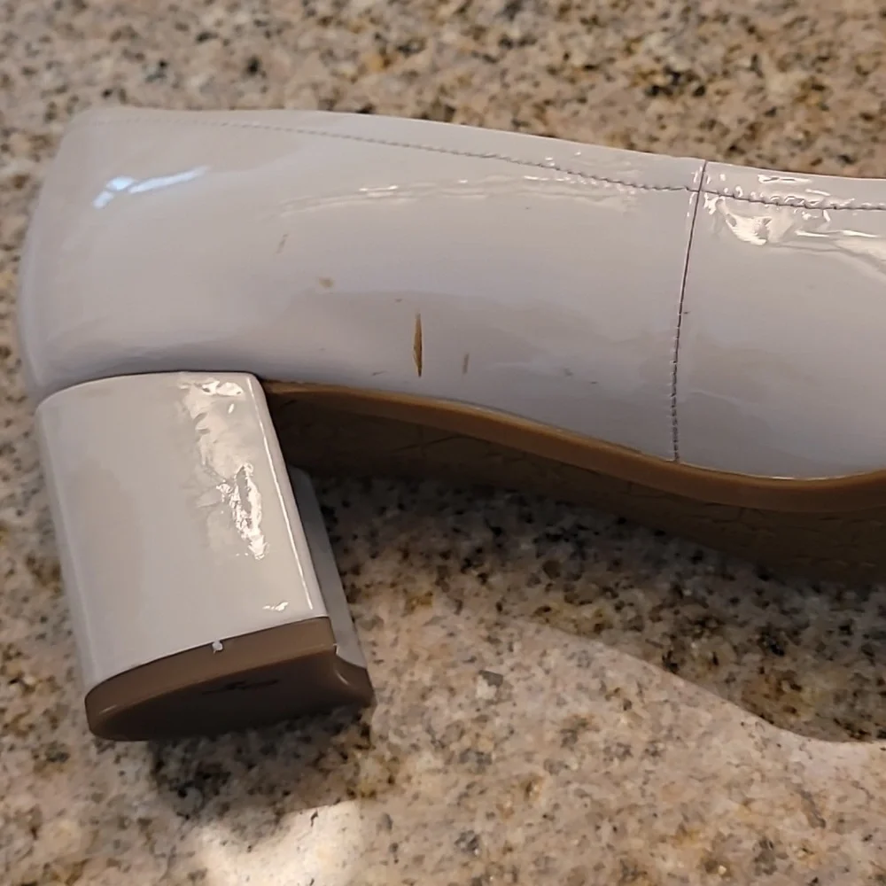 kate spade Patent Leather Ballet Flats in Light Beige